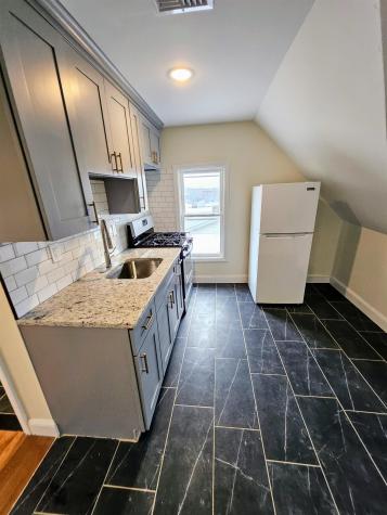 318 75th Street North Bergen NJ 07047