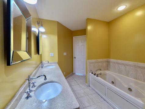 25 Mallard Place Secaucus NJ 07094