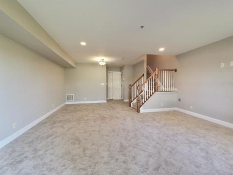 25 Mallard Place Secaucus NJ 07094