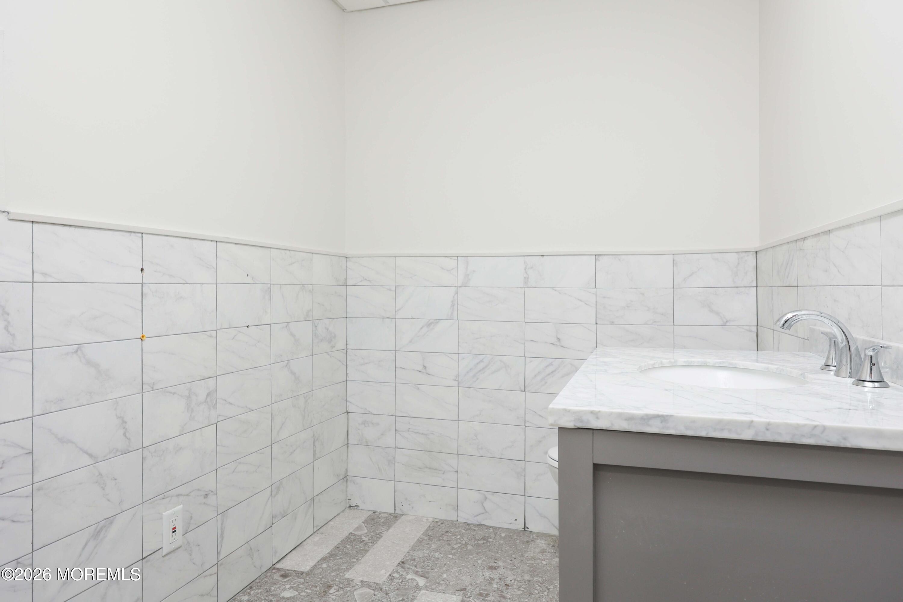 239 Avenel Street Avenel NJ 07001