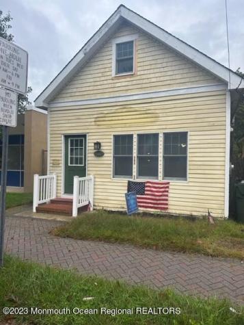 141 E Main Street Tuckerton NJ 08087