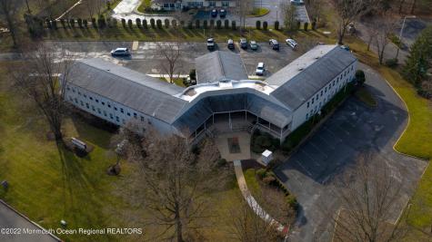 59 Avenue At The Common Shrewsbury Boro NJ 07702