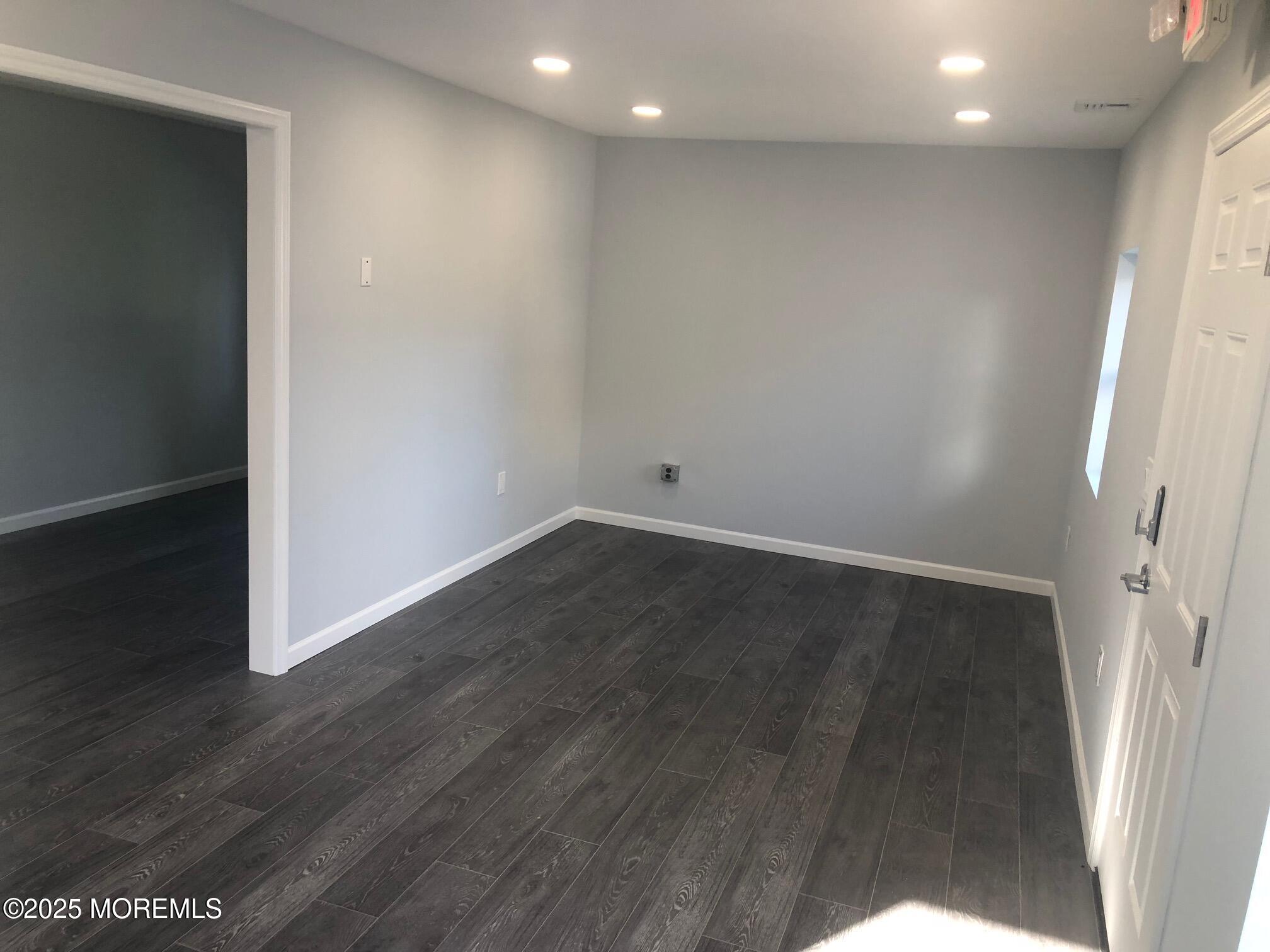 10 Throckmorton Avenue Eatontown NJ 07724