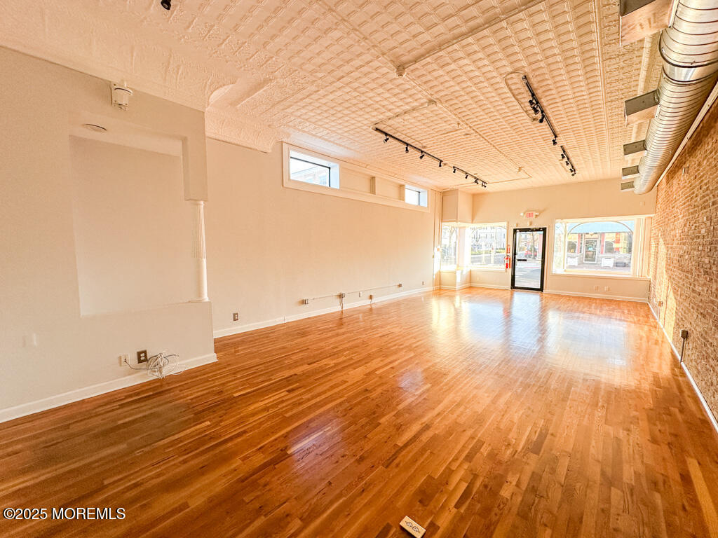 160 Monmouth Street Red Bank NJ 07701