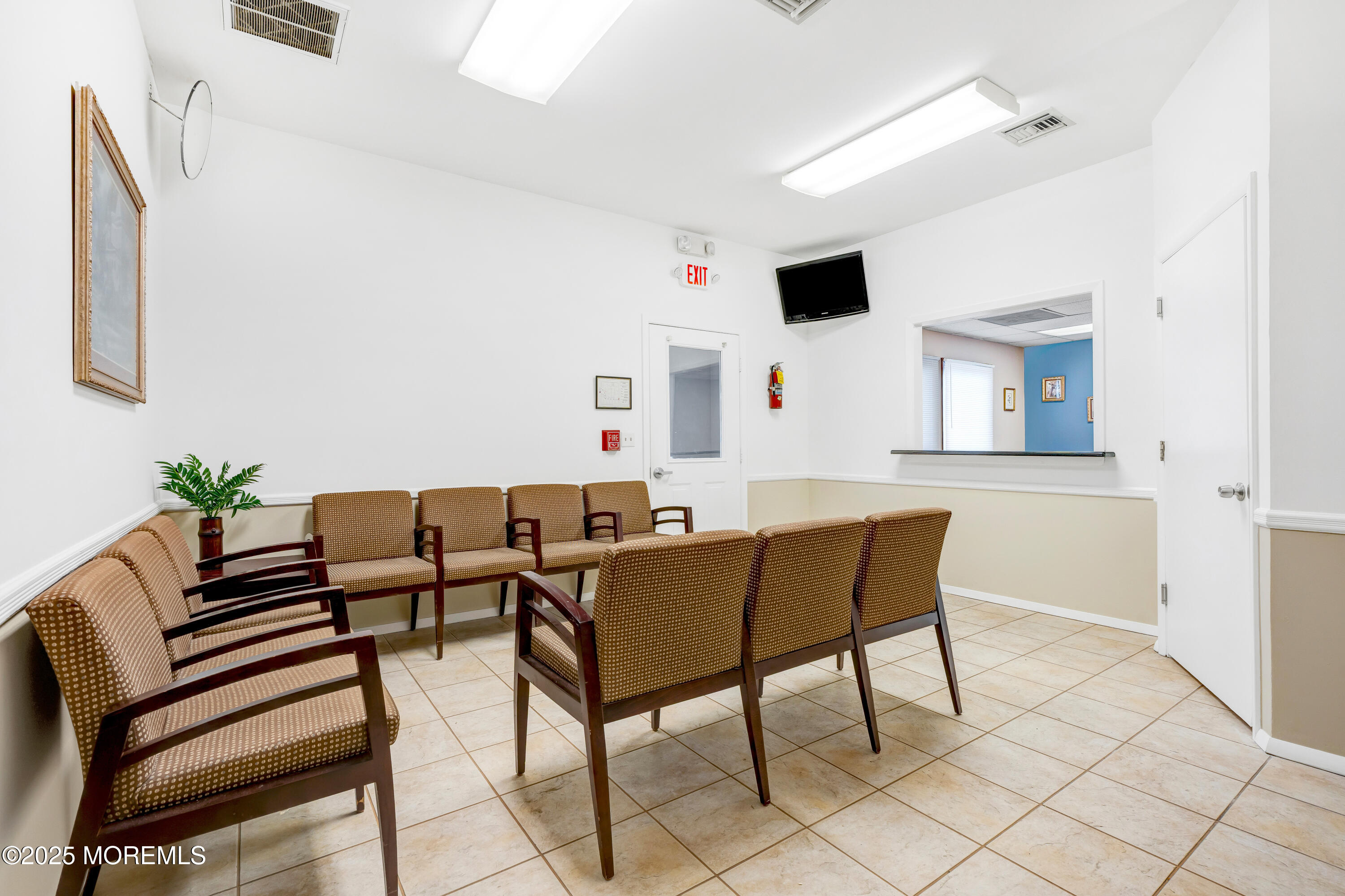 1163 Nj-37 Toms River NJ 08753