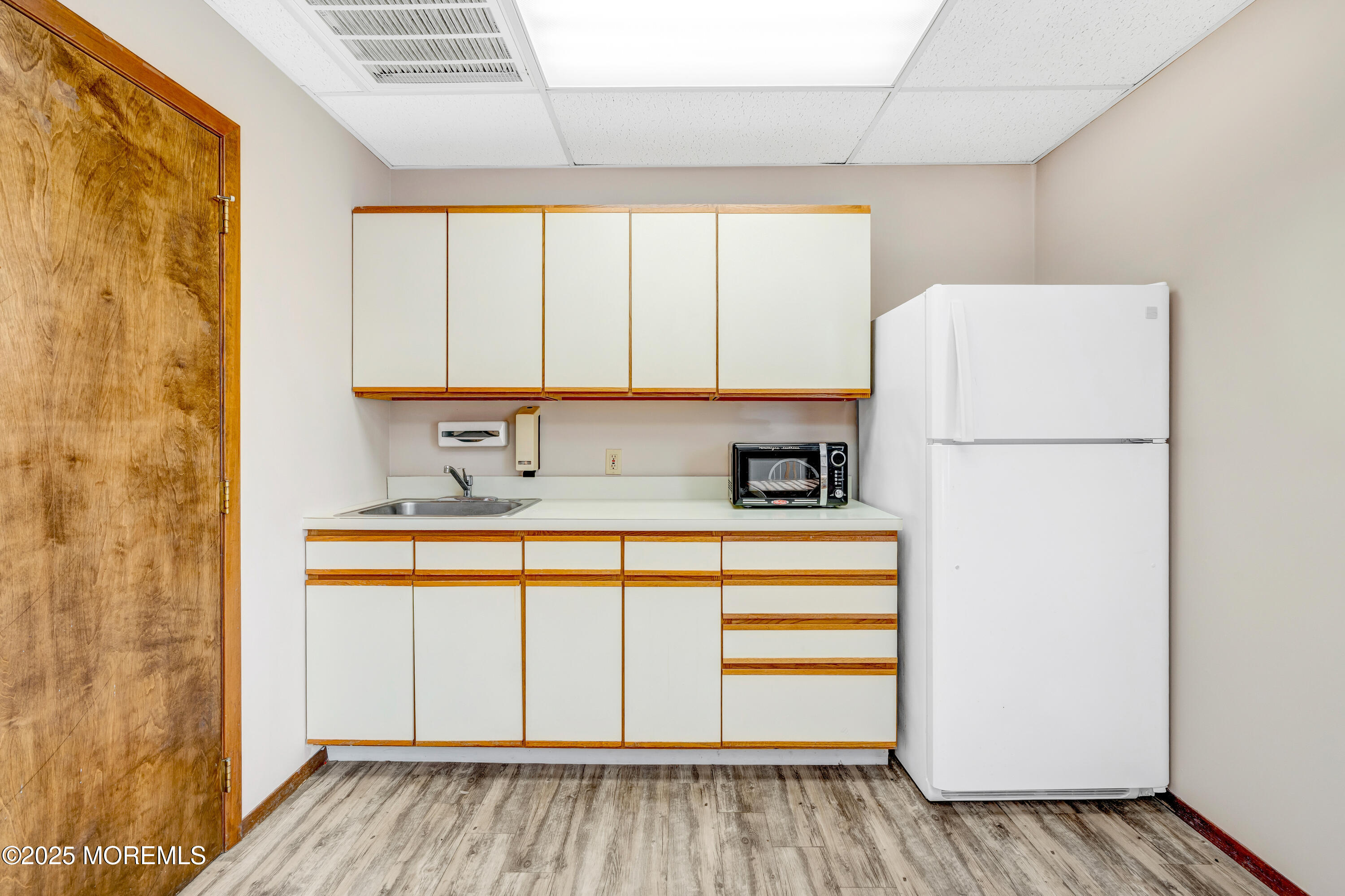 1163 Nj-37 Toms River NJ 08753