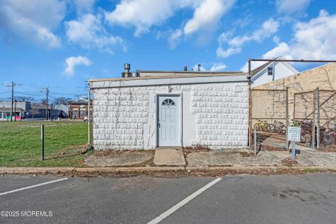 40 Carr Avenue Keansburg NJ 07734