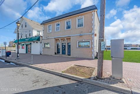 40 Carr Avenue Keansburg NJ 07734