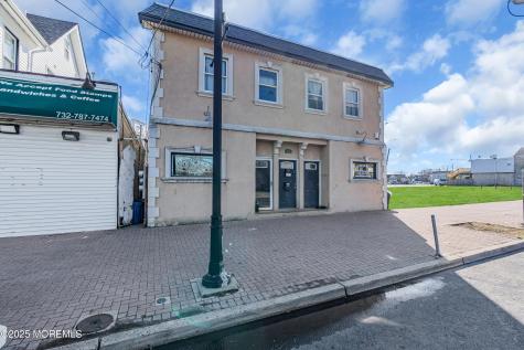 40 Carr Avenue Keansburg NJ 07734