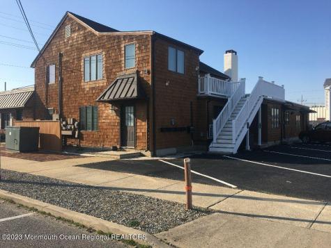 1605 Grand Central Avenue Lavallette NJ 08735