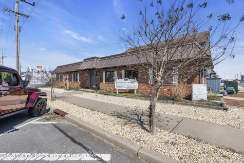 1605 Grand Central Avenue Lavallette NJ 08735