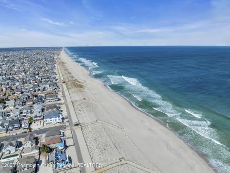 1605 Grand Central Avenue Lavallette NJ 08735
