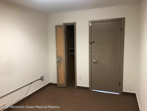 17 E Route 37 E Toms River NJ 08753