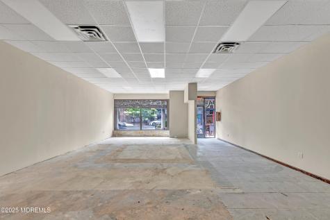 31 E Main Street Freehold NJ 07728