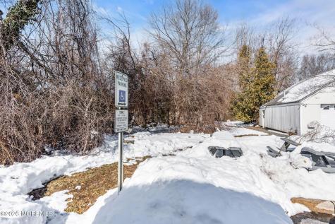 3960 Highway 516 Highway Matawan NJ 07747