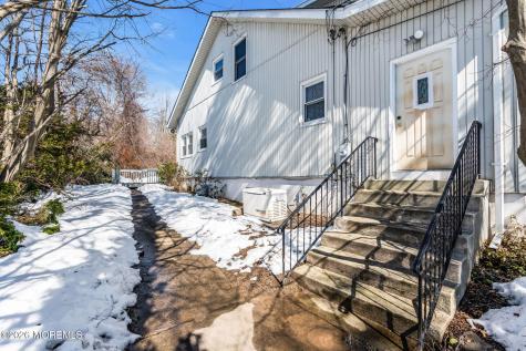 3960 Highway 516 Highway Matawan NJ 07747