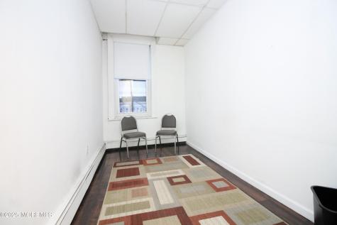 4 E Main Street Freehold NJ 07728