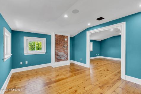 49 E Passaic Street Rochelle Park NJ 07662