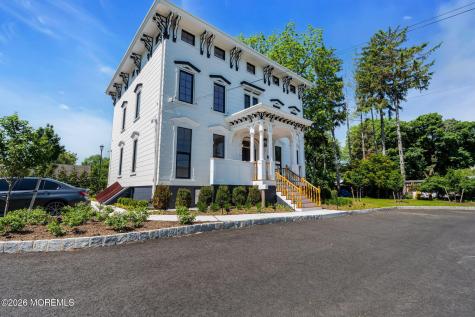 49 E Passaic Street Rochelle Park NJ 07662