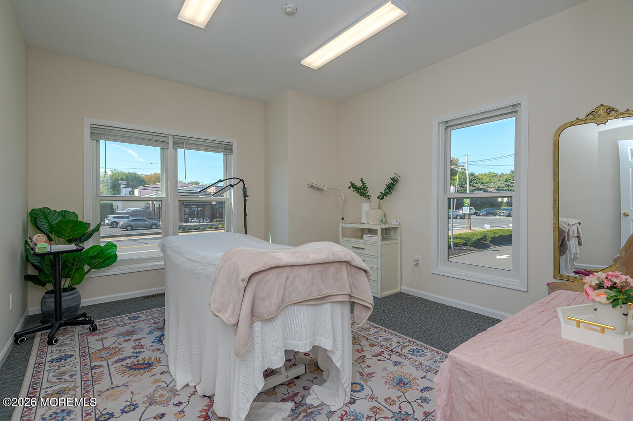 935 Nj-34 Matawan NJ 07747