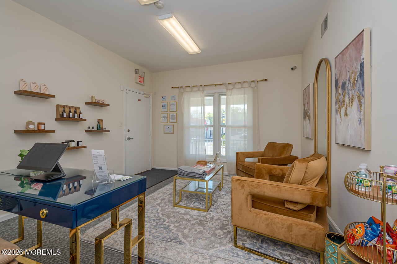 935 Nj-34 Matawan NJ 07747