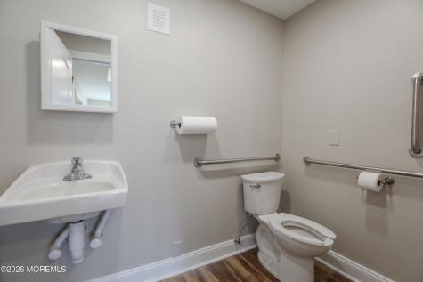 12 Sharon Road Robbinsville NJ 08691