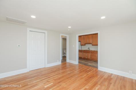 12 Sharon Road Robbinsville NJ 08691