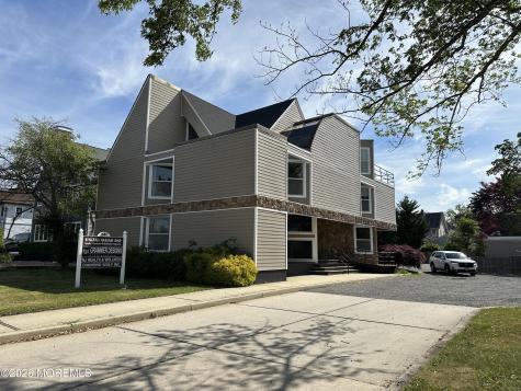 241 Maple Avenue Red Bank NJ 07701