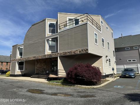 241 Maple Avenue Red Bank NJ 07701