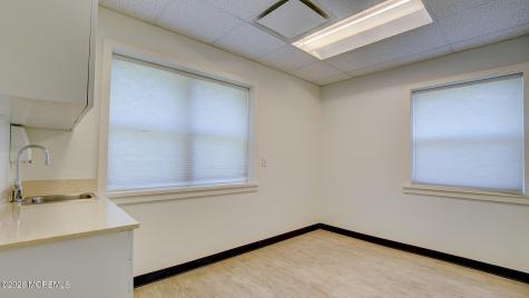 2 Kings Highway Middletown NJ 07748