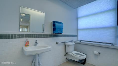 2 Kings Highway Middletown NJ 07748