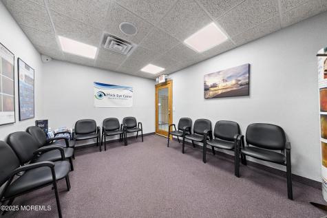 257 Monmouth Road Oakhurst NJ 07755