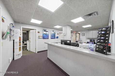 257 Monmouth Road Oakhurst NJ 07755