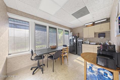 257 Monmouth Road Oakhurst NJ 07755