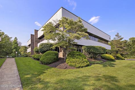 257 Monmouth Road Oakhurst NJ 07755