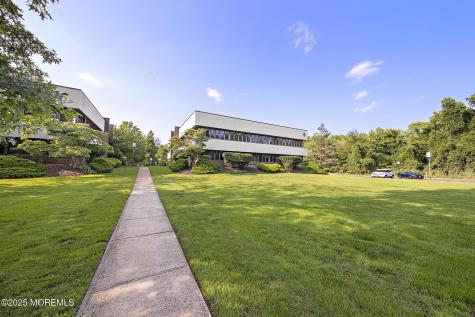 257 Monmouth Road Oakhurst NJ 07755