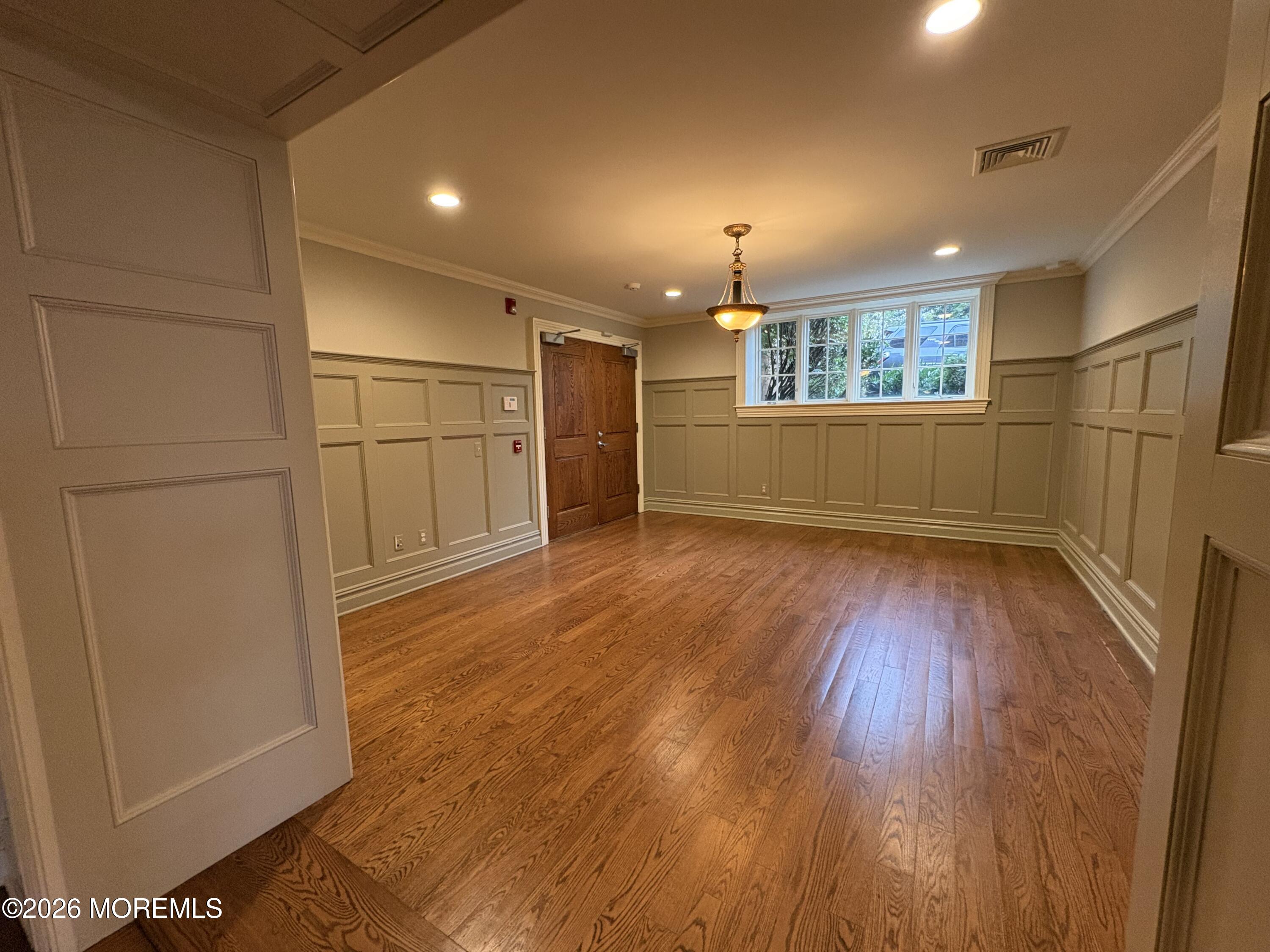 47 W River Road Rumson NJ 07760