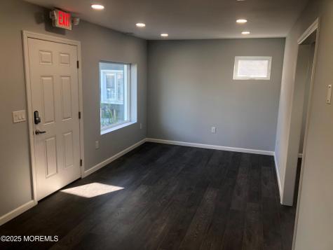 10 Throckmorton Avenue Eatontown NJ 07724