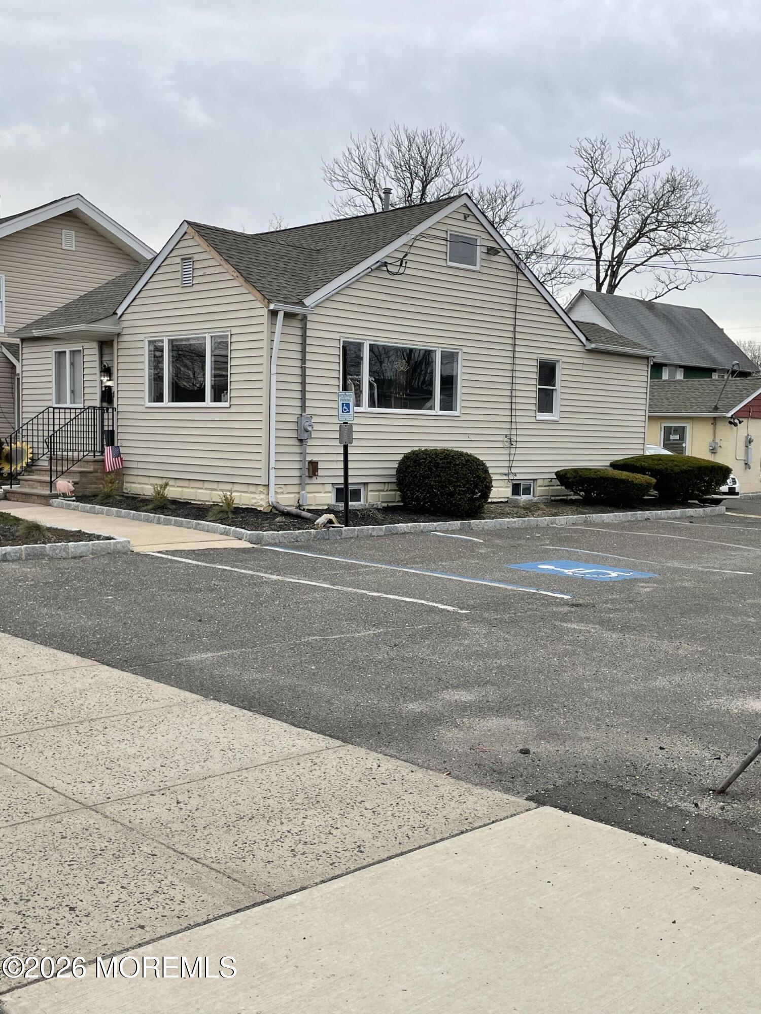 30 Union Avenue Lakehurst NJ 08733