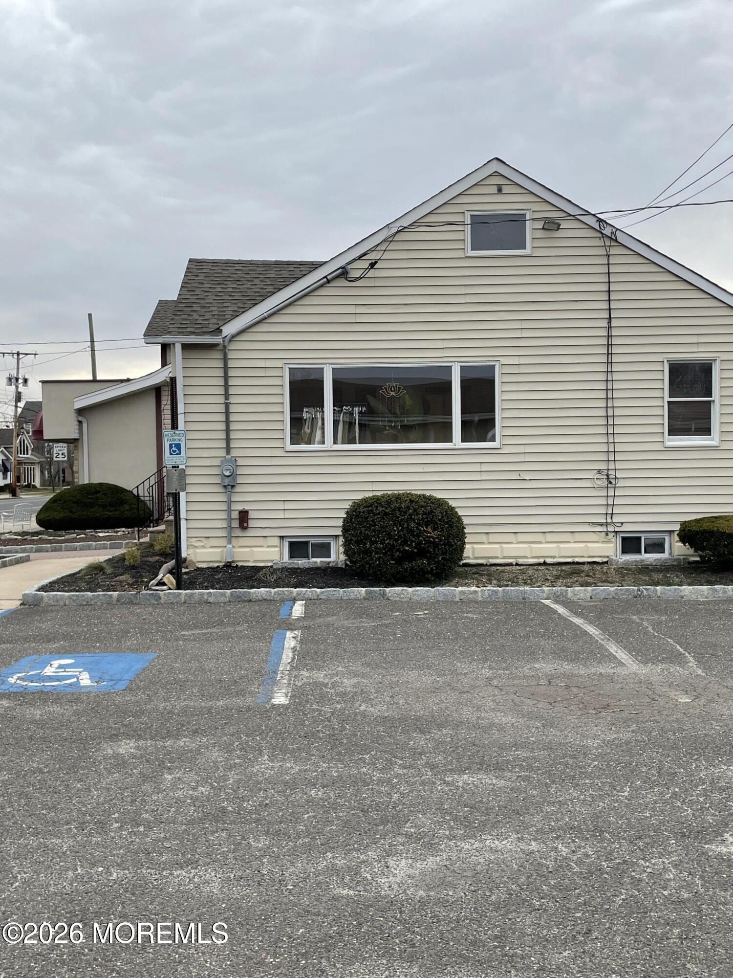 30 Union Avenue Lakehurst NJ 08733