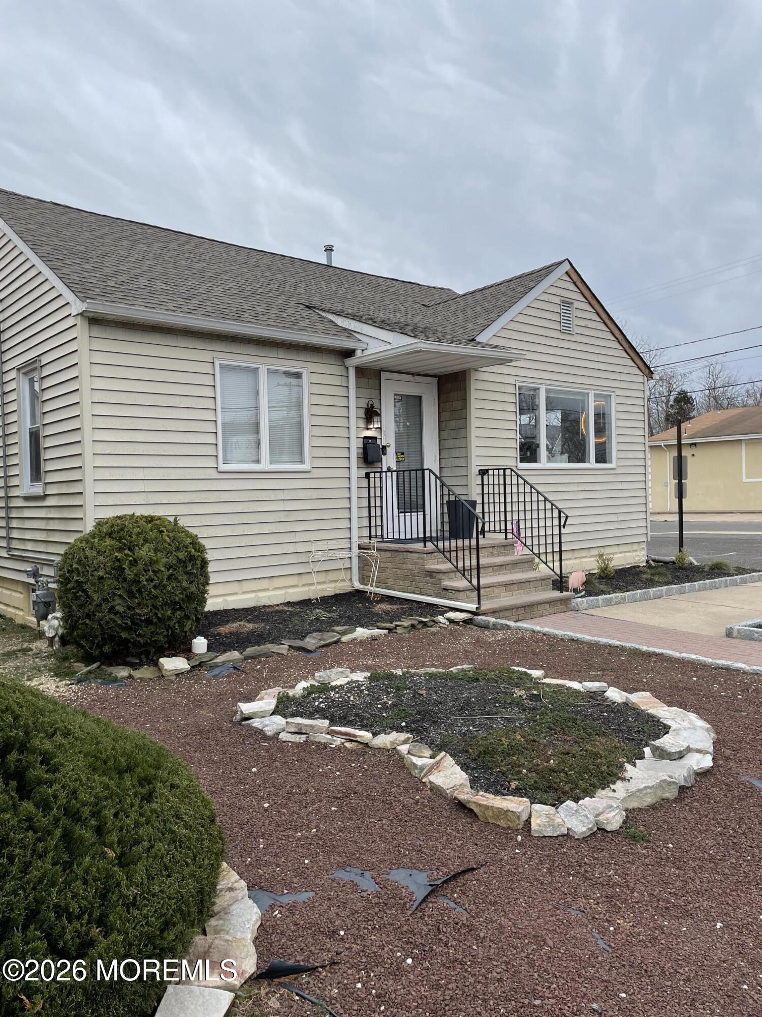 30 Union Avenue Lakehurst NJ 08733