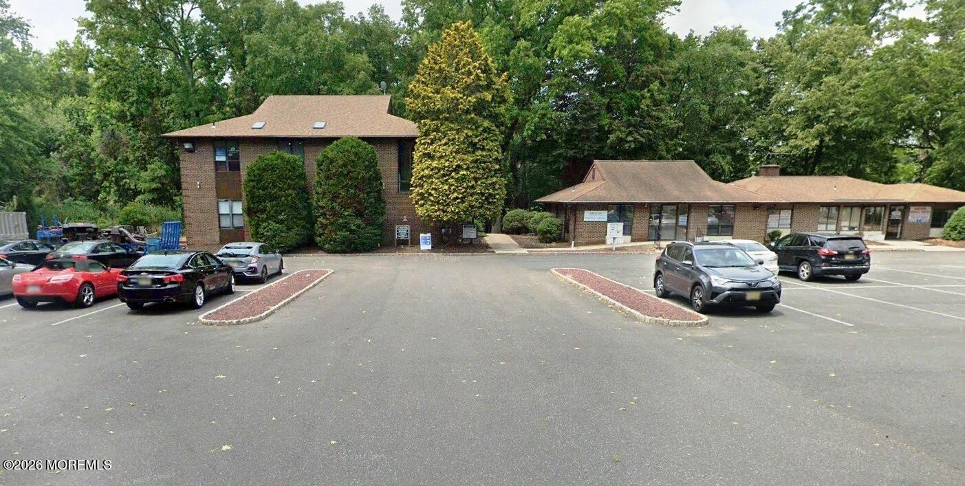 203 Us 9 Morganville NJ 07751