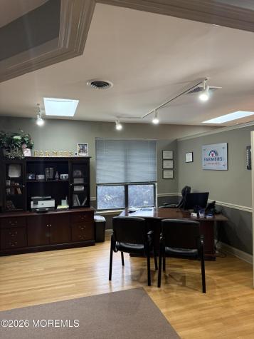 203 Us 9 Morganville NJ 07751
