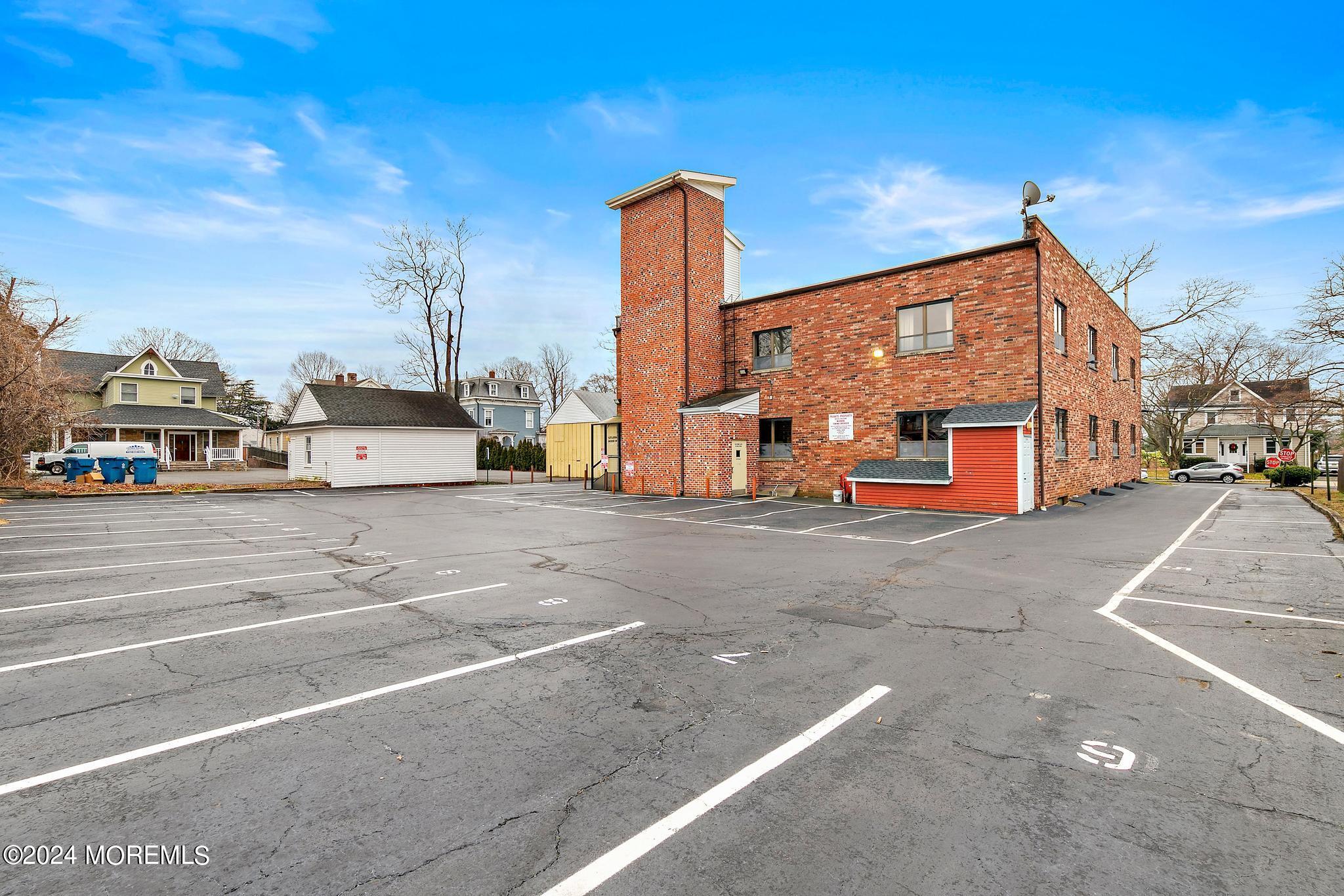 188 E Bergen Place Red Bank NJ 07701