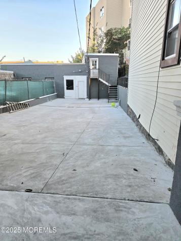 3136 Summit Avenue Union City NJ 07087