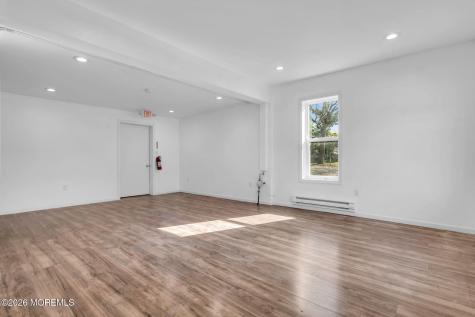 11 E Main Street Tuckerton NJ 08087