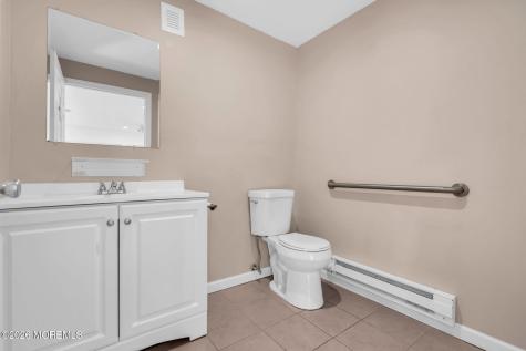 11 E Main Street Tuckerton NJ 08087