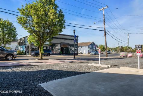 11 E Main Street Tuckerton NJ 08087