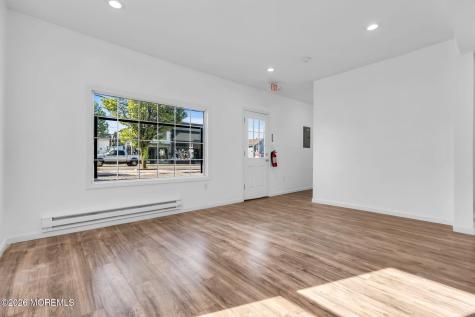 11 E Main Street Tuckerton NJ 08087