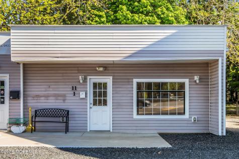 11 E Main Street Tuckerton NJ 08087